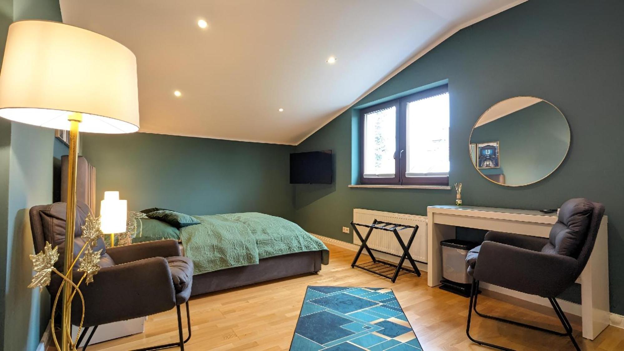 3 Rooms - Zimmervermietung Naehe Flughafen Ber - Gratis Wlan, Parken & Netflix Berlin Exterior photo